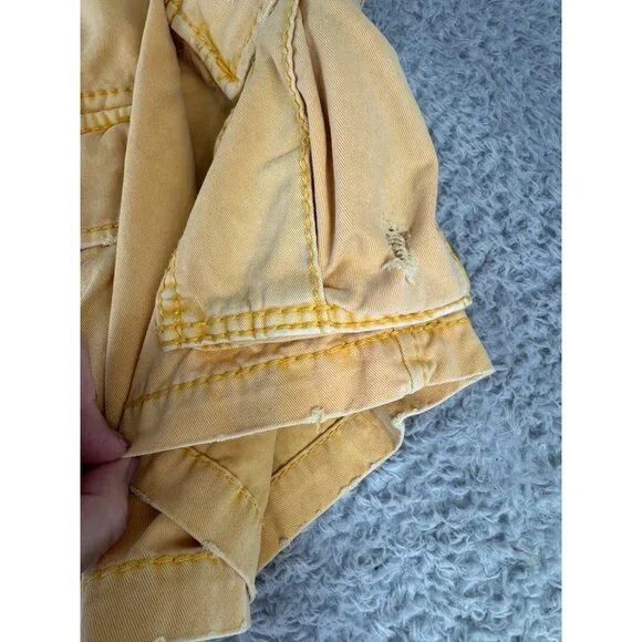 True Religion Mens Yellow Cargo Comfort Shorts Size 28 With Drawstring & Pockets - Picture 8 of 10